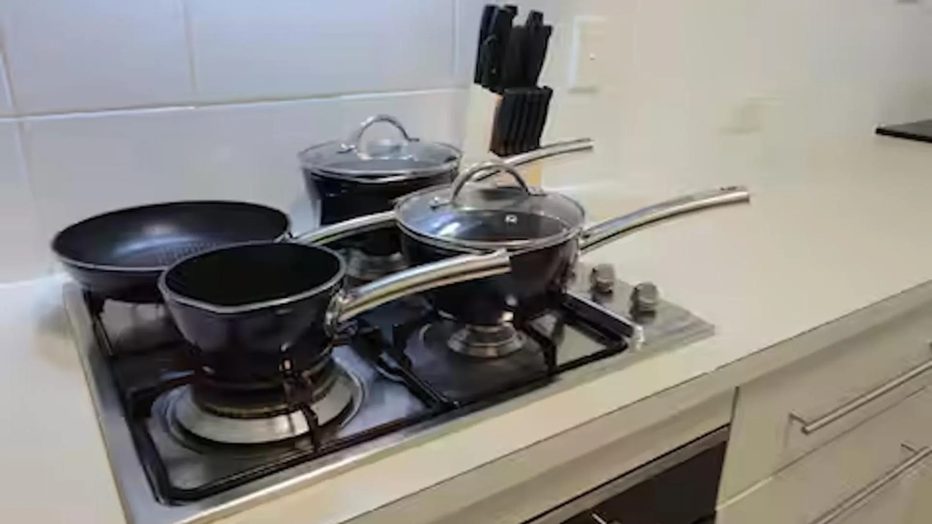Wild Luxe Apt - Southbank & Fast Wifi Parking Brisbane Apartment